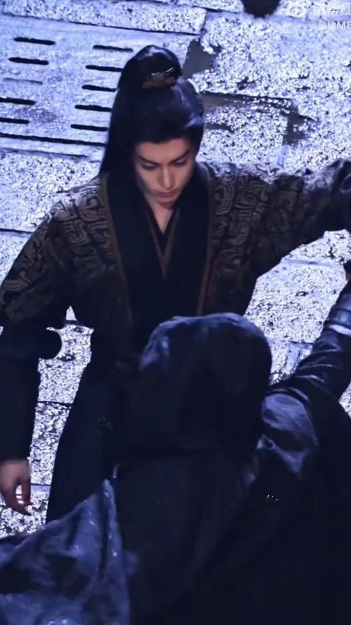 王鹤棣这个转刀！！！！！！