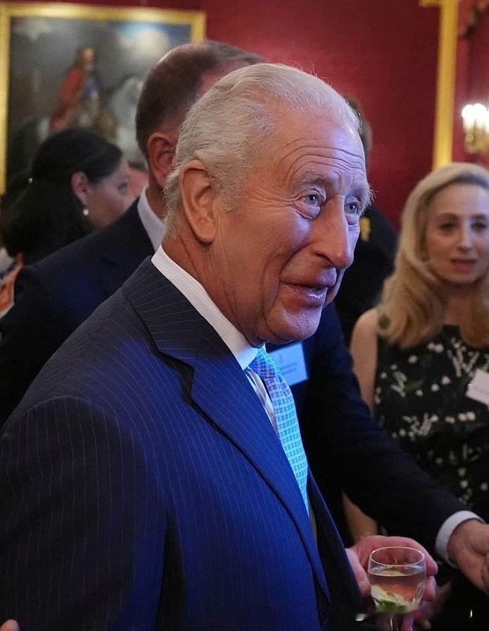 国王夫妇出席招待会，以庆祝英国癌症研究中心成立125周年！凯特王妃和格洛斯特公爵