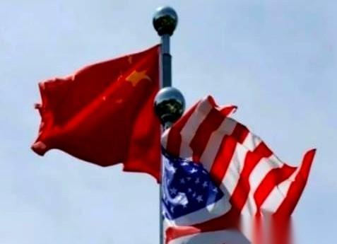 网上那句吼声，大家肯定都听过：‘把中国手里的几千亿美债，全卖掉！’ 听起来特解气