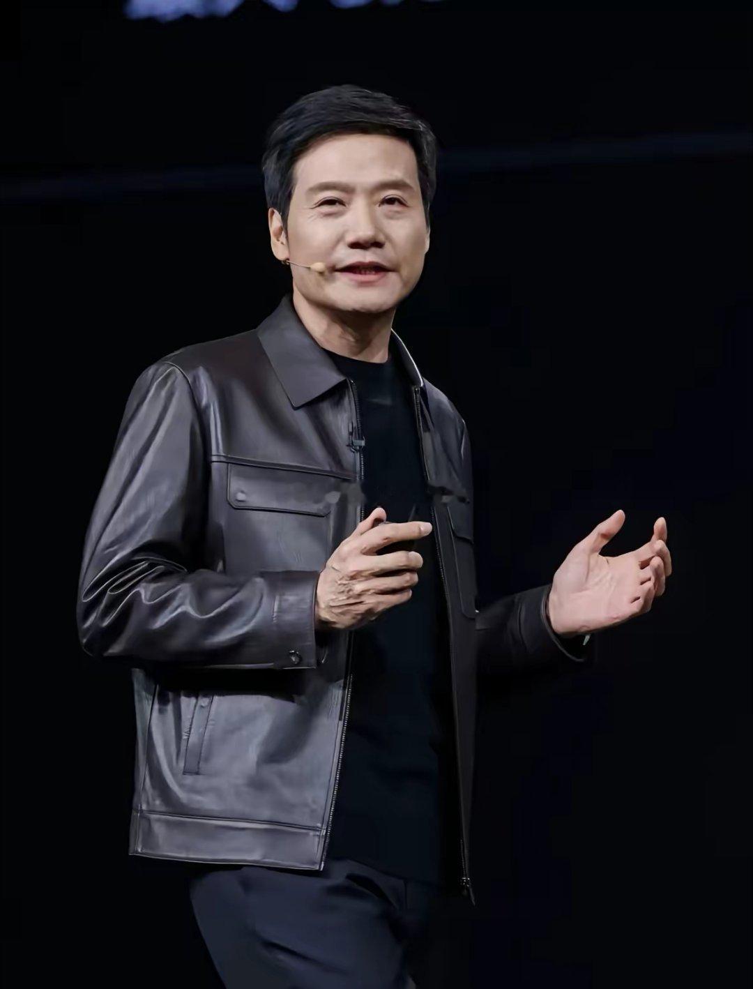 武契奇参观小米工厂，雷总缺席，全程由小米总裁卢伟冰陪同说实话，对于雷总能够缺席，