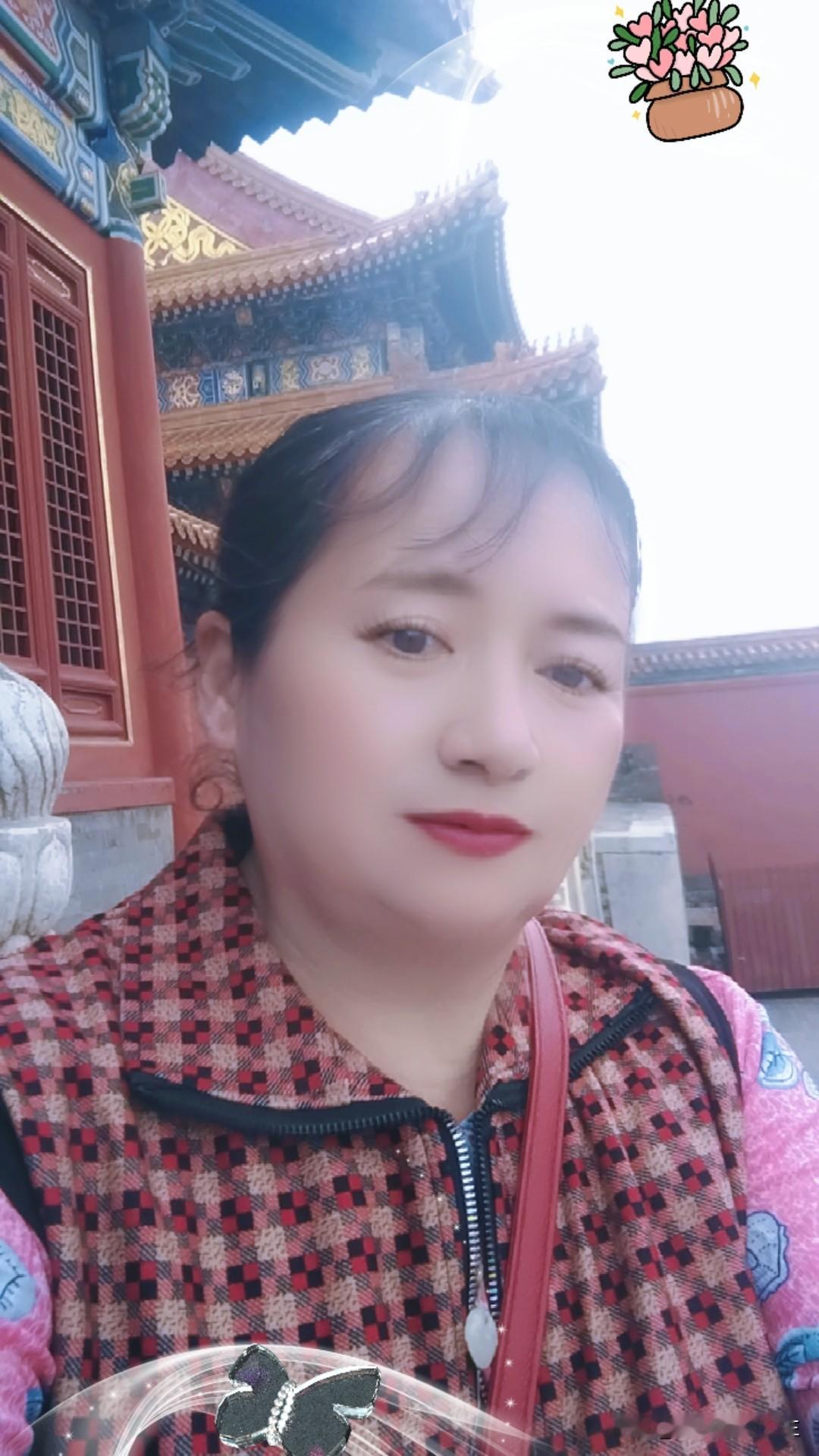 来京第二天，打卡故宫，故宫就在天安门广场后面，明清两代帝王上朝登基，三宫六院众妃