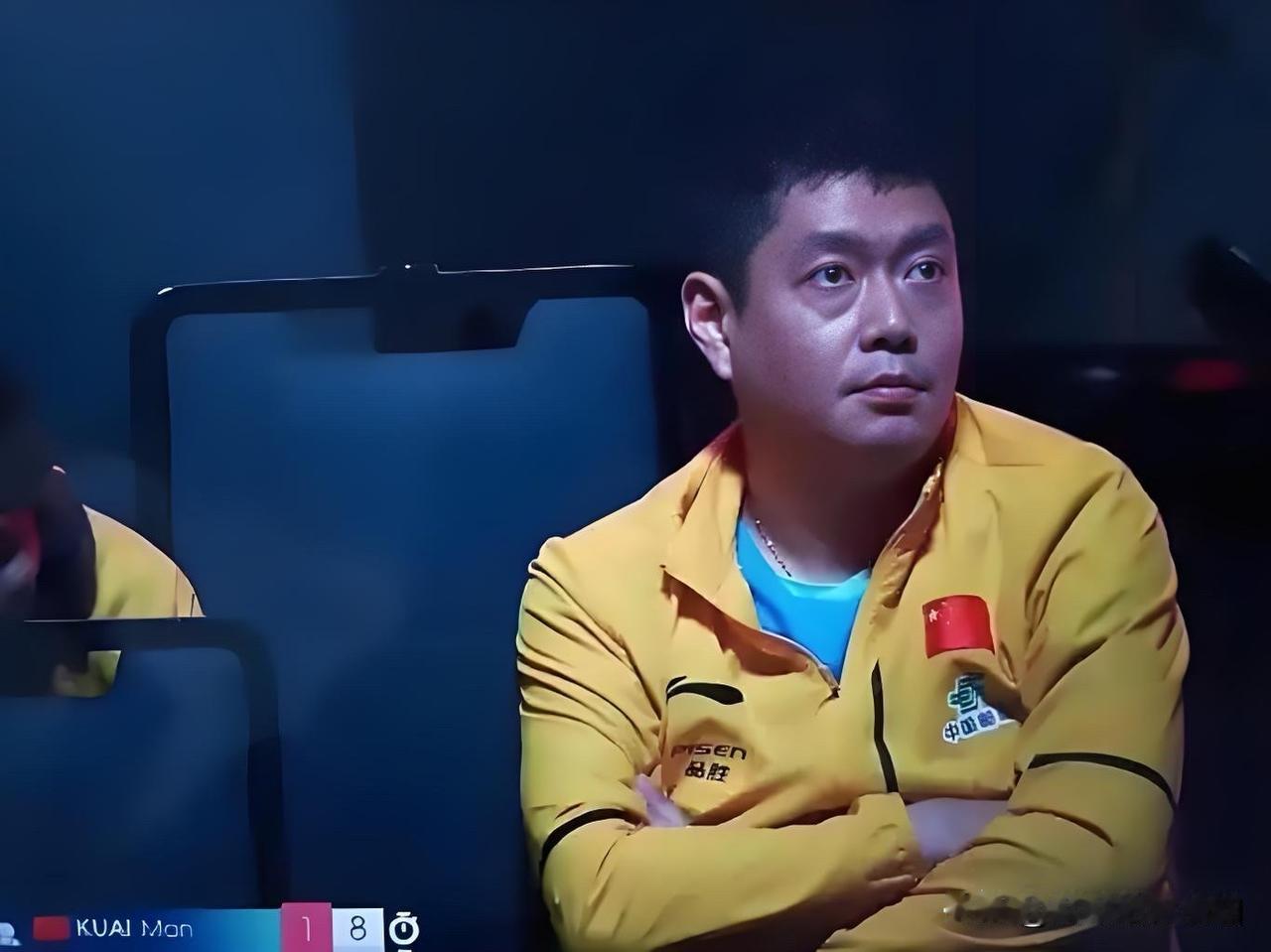 邱贻可现在，内心充满 2 个委屈！
第一个委屈是觉得没有功劳也有苦劳，辛辛苦苦像