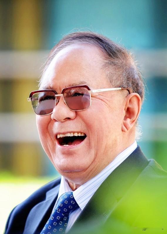 两院院士宋健：不止是头衔，更是改变中国的"科技实干家"！
 
宋健，1931年1