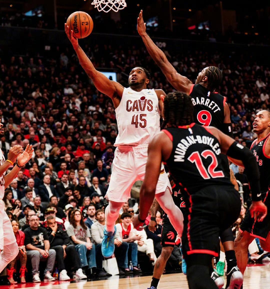 扳回一城！猛龙126-104击败骑士，数据不会说谎，谁是赢球最大功臣？
骑士6人