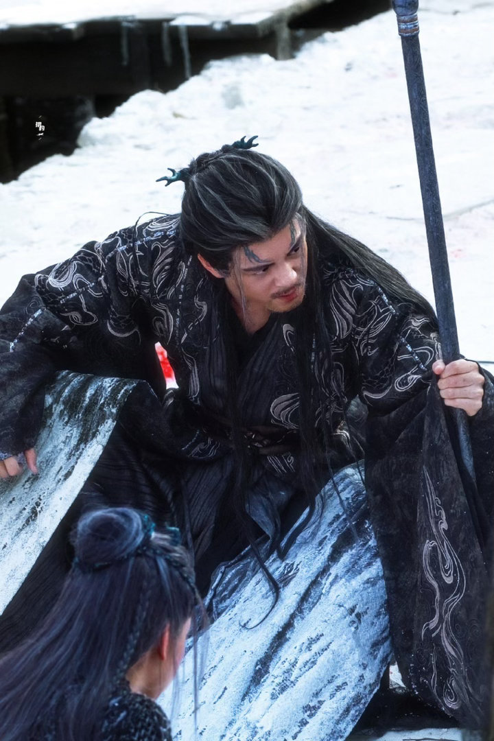 曾舜晞开启第三个剧本杀曾舜晞在线问武拾光平平无奇吗武拾光哪里平平无奇？明明是全程