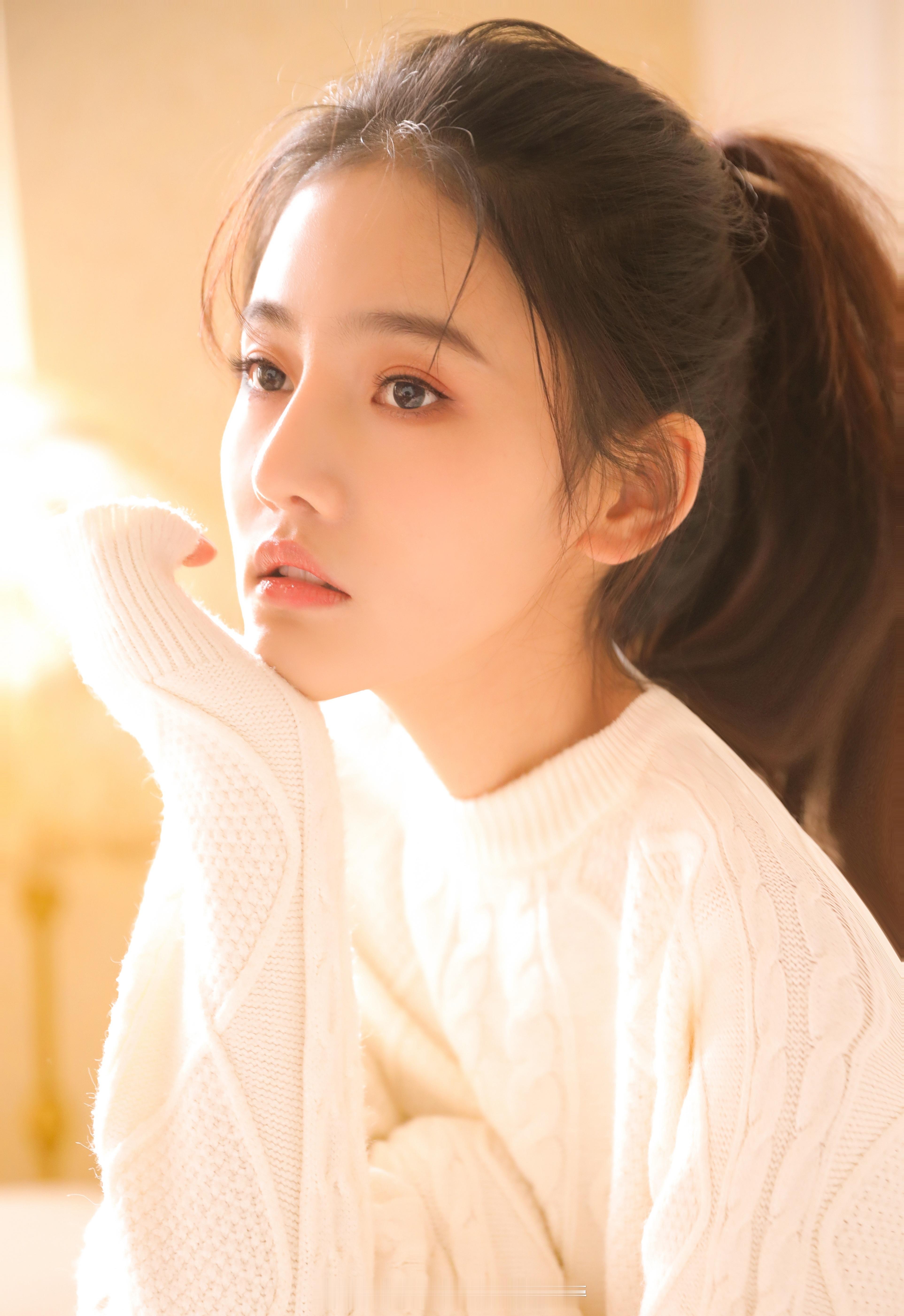 韩昕妤 94年 天秤座 身高170cm 来自山东日照[心] #校园美女汇##校园