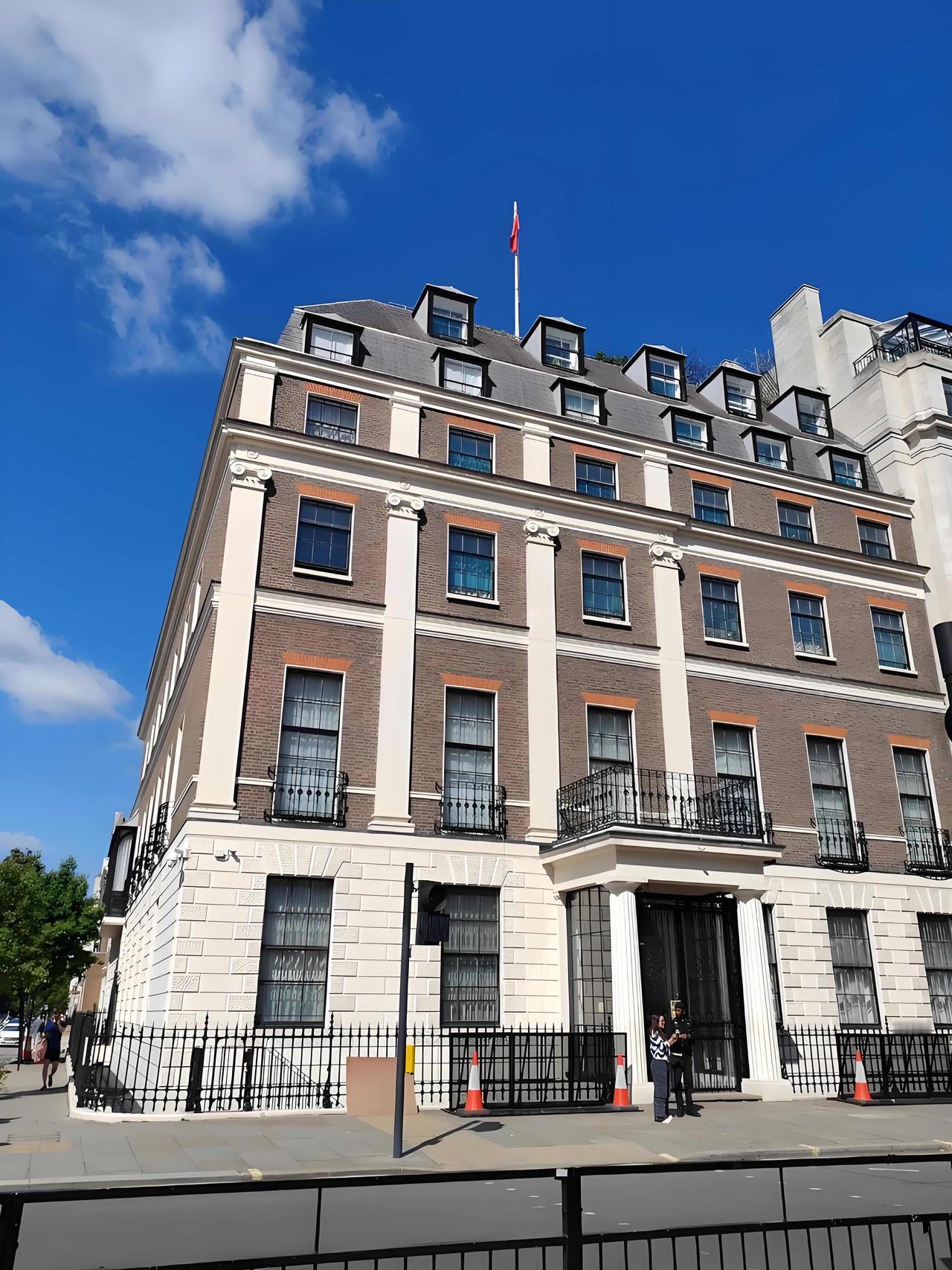 好消息！
英国已经批准中国建新大使馆。中国2018年起购入位于伦敦金融城附近的英