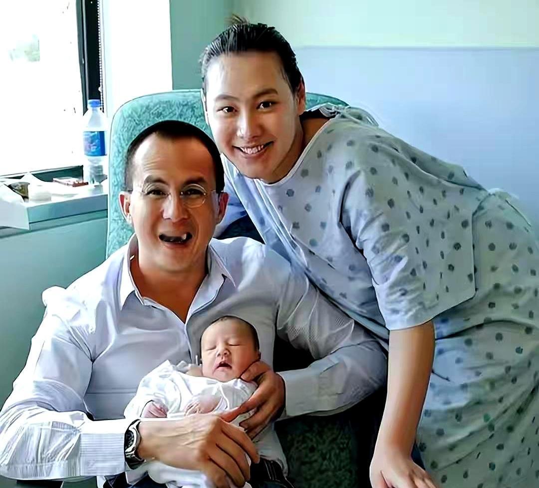 李泽楷一直不结婚，真不一定是外界说的那样，全怪李嘉诚。
说白了，很多人可能忽略了