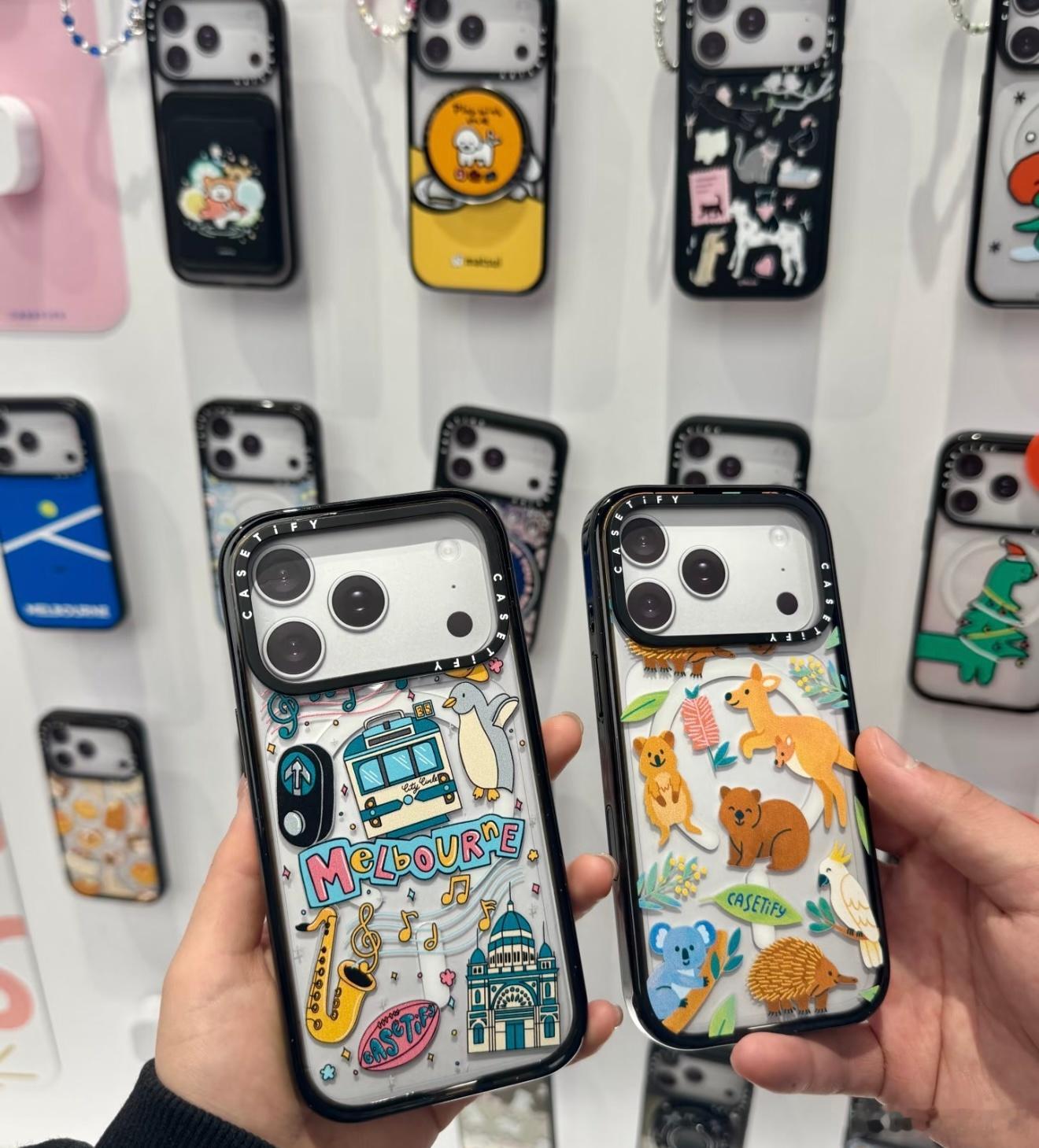 均价500元的手机壳被疯抢  1k➕的iPhone Pocket都能卖爆，500