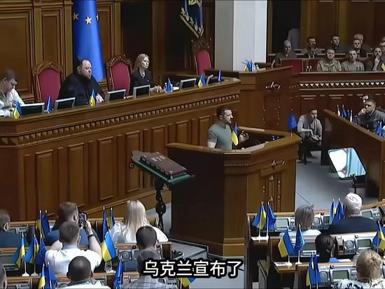 乌克兰第19次全票延战时状态，一纸投票藏不住无尽民生苦难
 
乌克兰议会以319