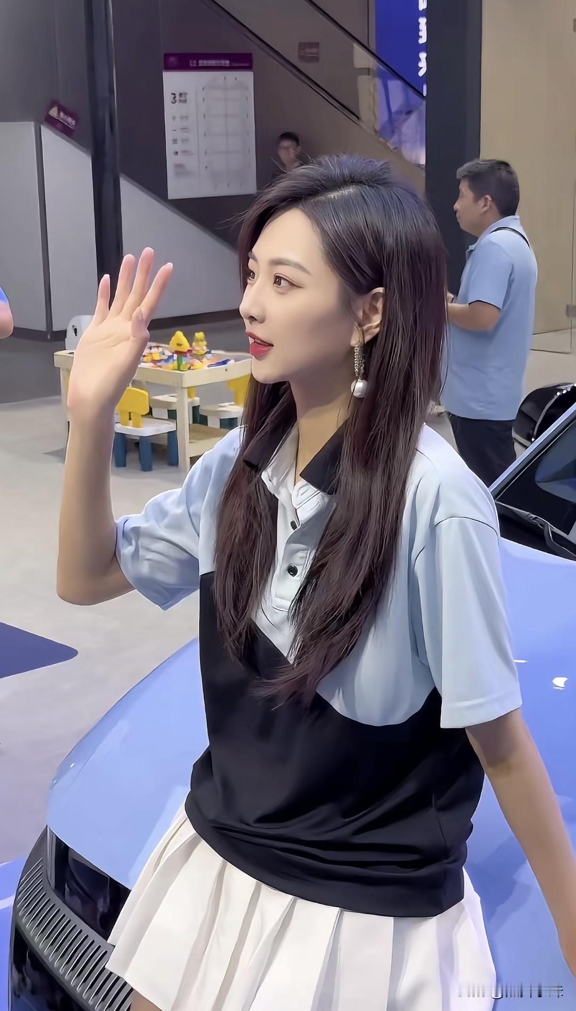 什么样的女生才能让人过目难忘？