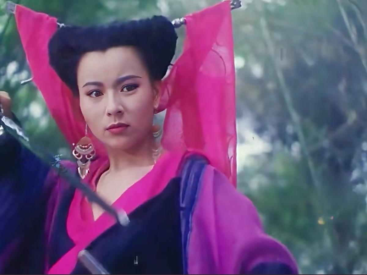 李美凤饰演的温姨造型是不是和赵雅芝的白娘子造型特像？这不会是一个造型师做的造型吧