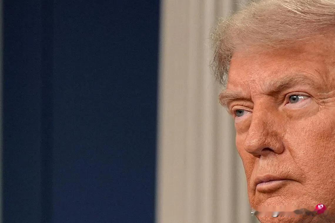 商人与政客的区别。 特朗普：若关税被裁定无效 美国将陷经济与安全危机
美国总统特