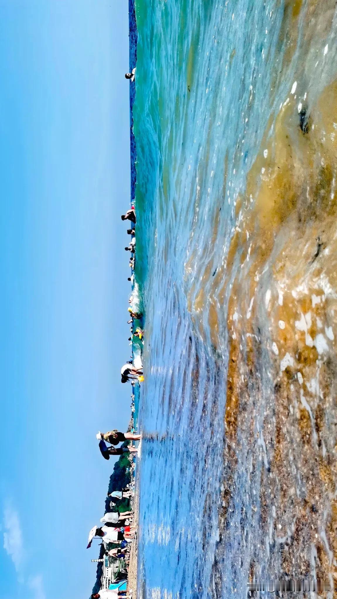 波光粼粼的海面


一一【原创摄影】

#夏日生活打卡季# 
#彩色的海边# 

