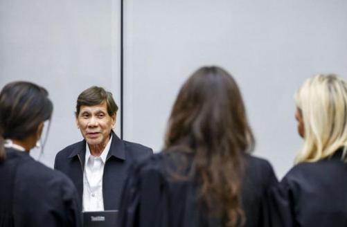彻底翻车！马科斯万万没想到，被关在海牙、瘦到脱相的81岁杜特尔特，居然靠一场庭审