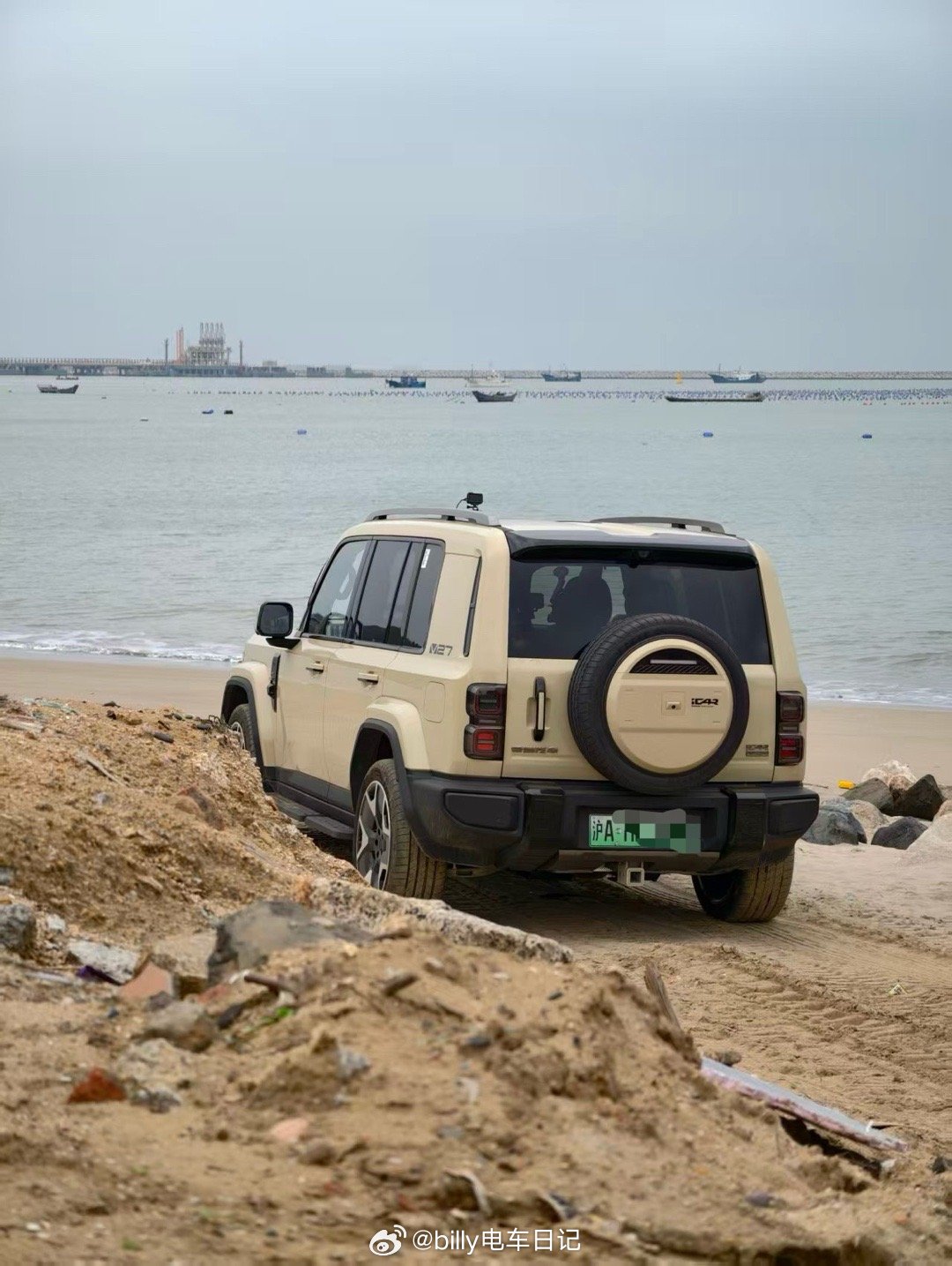 今天和iCar V27的第三天，不同的城区和山路的HSD都体验过了，稳得一批！既