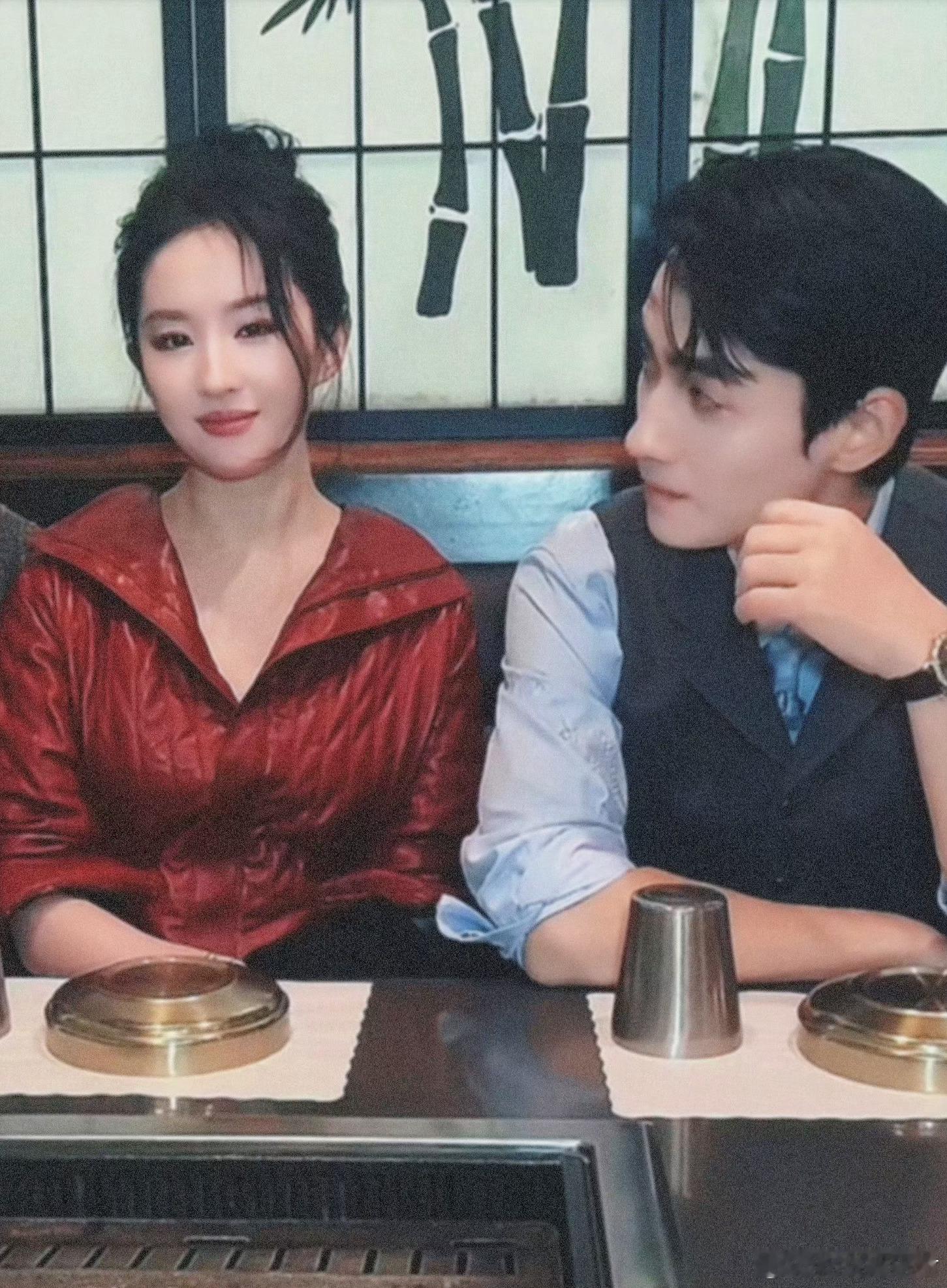 对不起刘亦菲VOGUE造型刘亦菲朱一龙VogueWorld好莱坞刘亦菲朱一龙 ​