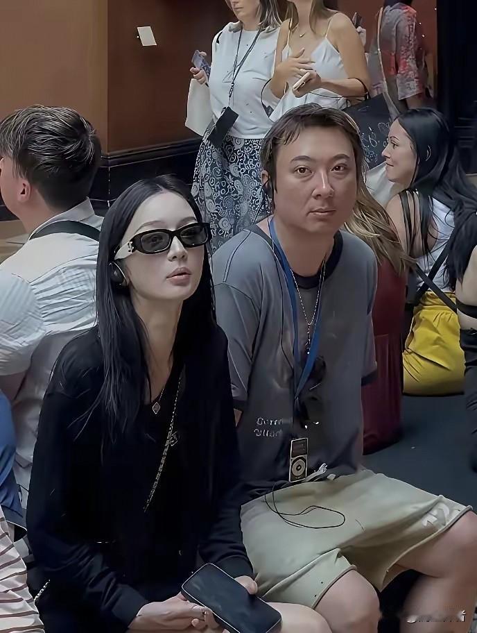 王思聪为什么不子承父业？71岁的王健林不是在卖万达的谈判桌上，就是在还银行款的路