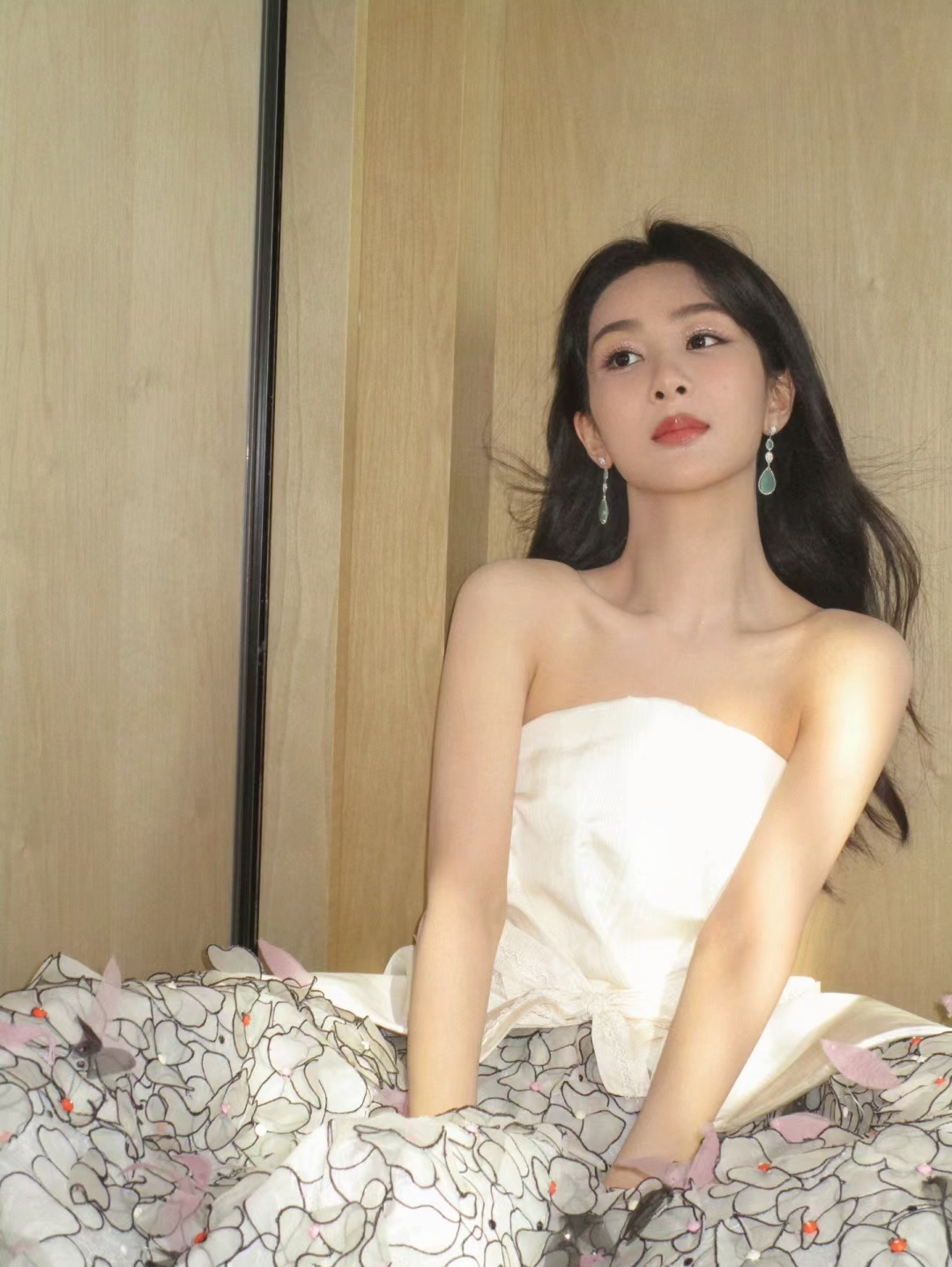 #杨紫[超话]##杨紫# Andy在干嘛🍠更新·231103闪闪发光的公主🤍