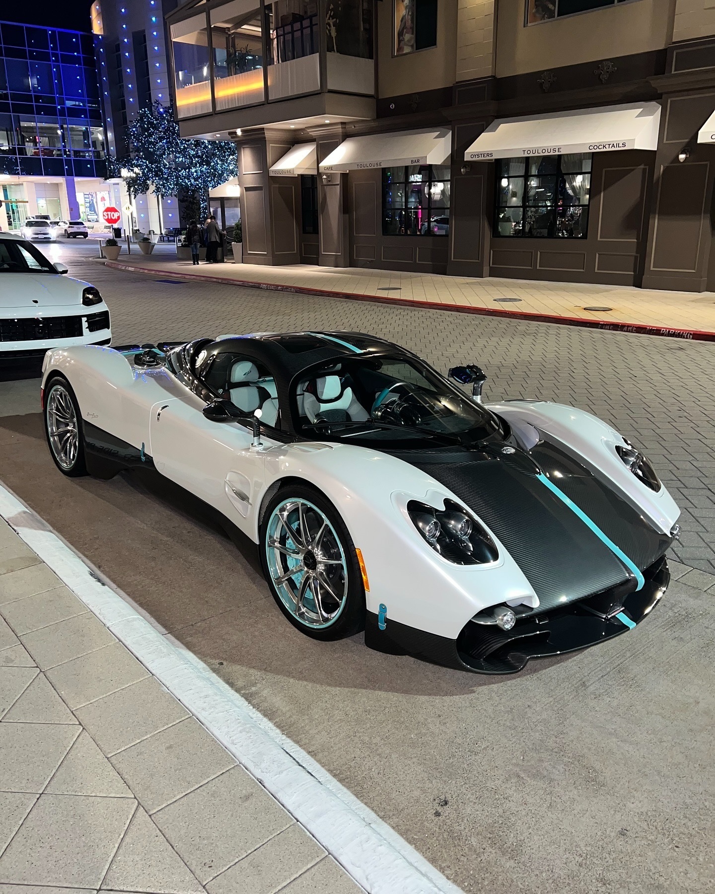 达拉斯 Pagani Utopia Tiffany Blue 