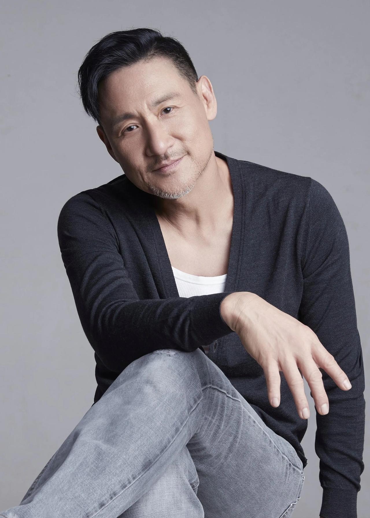 今天做了两个梦（只记得这两个），一是给张学友当演唱会嘉宾。80年代，张学友的第一