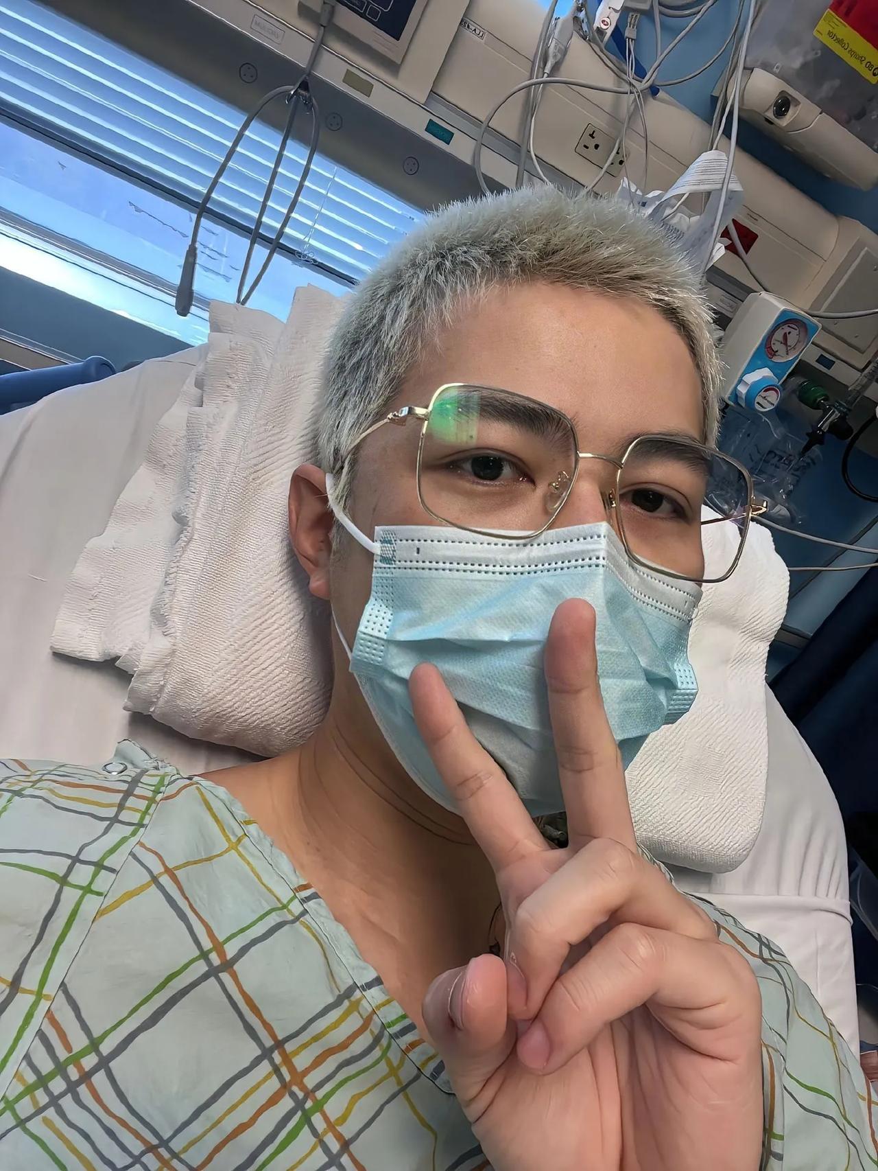 陈学冬近况真的好惨，车祸三年了还在不停做手术。

感觉很久没见他的消息了。据悉，
