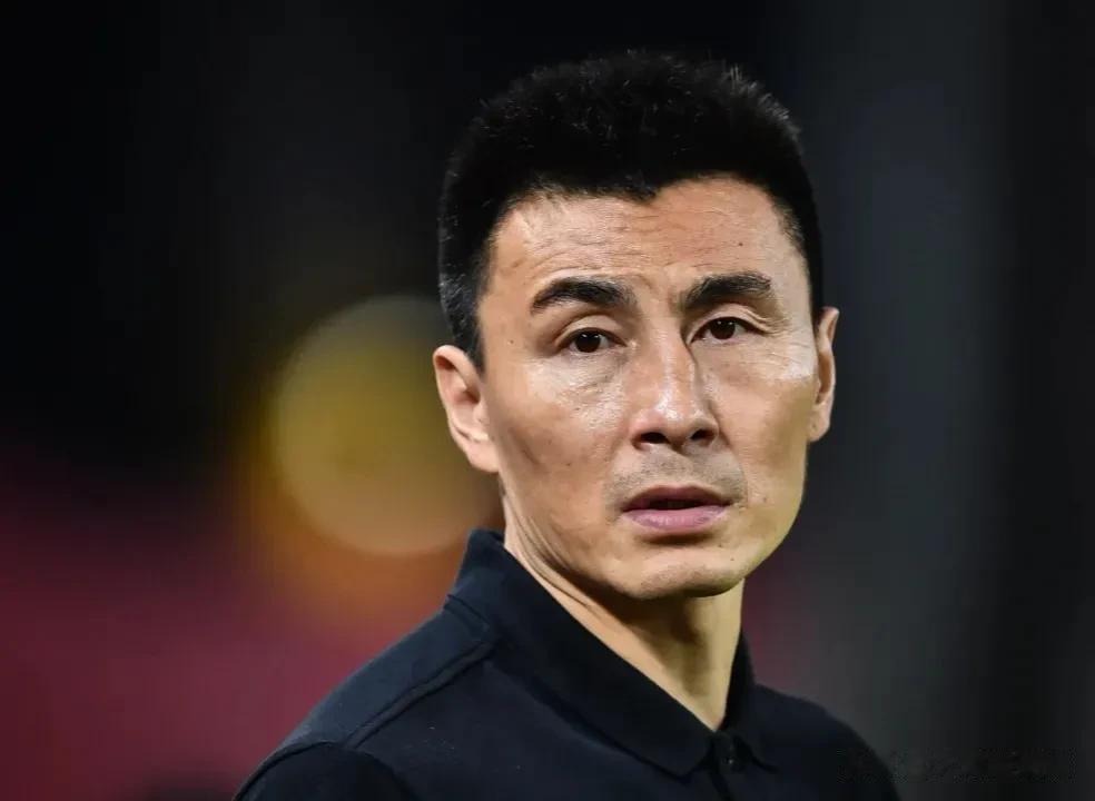 尴尬！董路被打脸如此之快！河南足球俱乐部官宣：李玮锋出任俱乐部副总[加油]

北