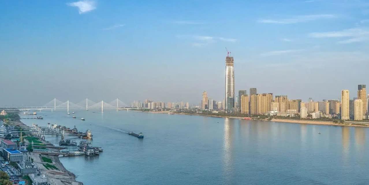 湖北省是中国新能源汽车销售的重要市场之一。根据最新数据显示，2024年前两个月，