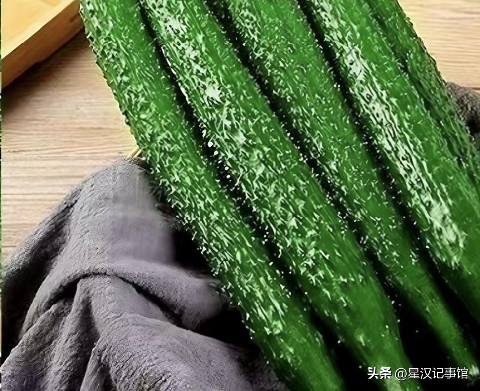 我以前买菜没什么顾虑，直到两次踩雷之后，才真正对食品安全心生警惕。有一次买的新鲜