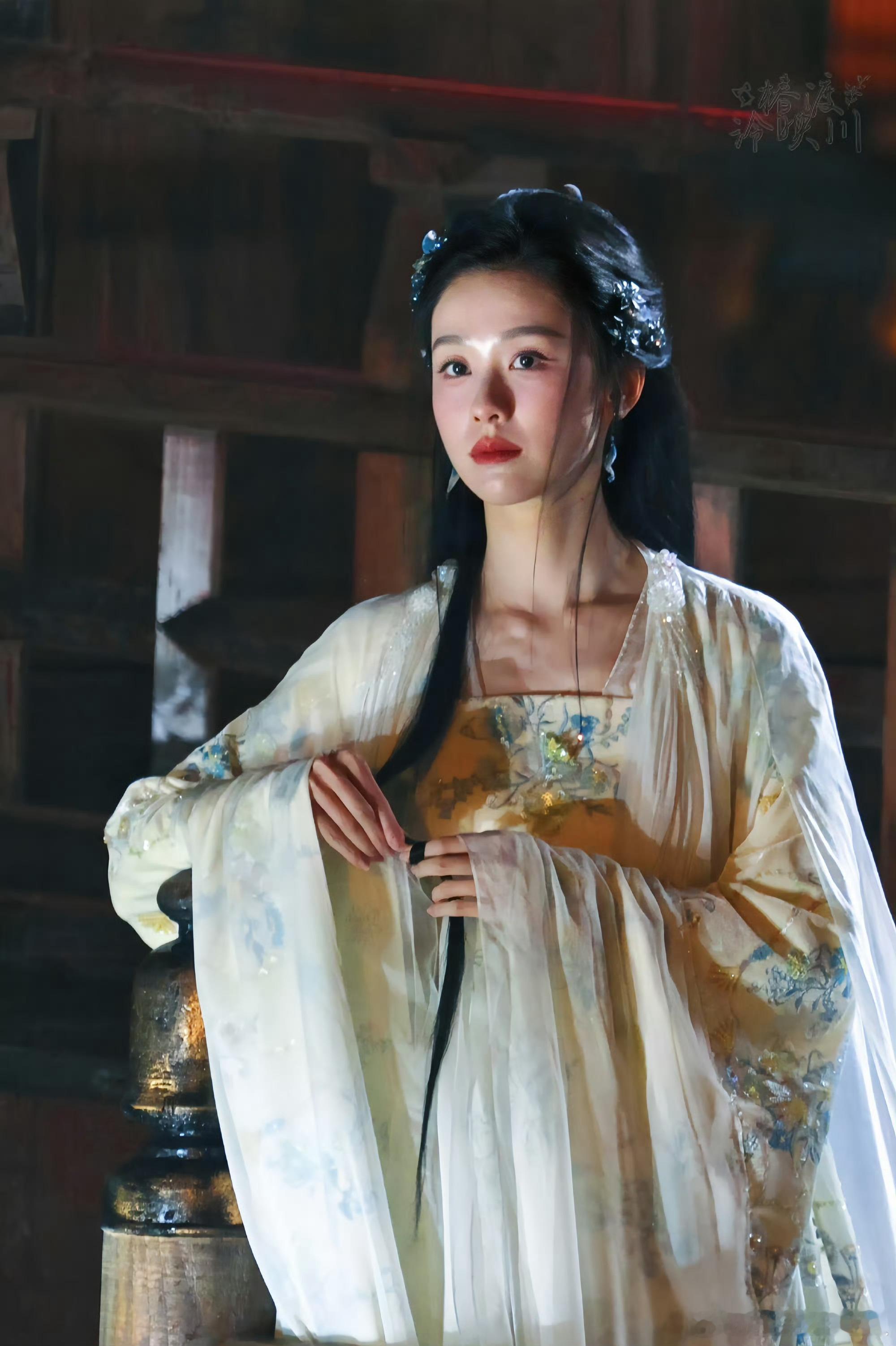 现在紧急禁止郭郭敬明喝中药！！仙女和漂亮小狐狸，给我磕不行了[亲亲][亲亲]百合