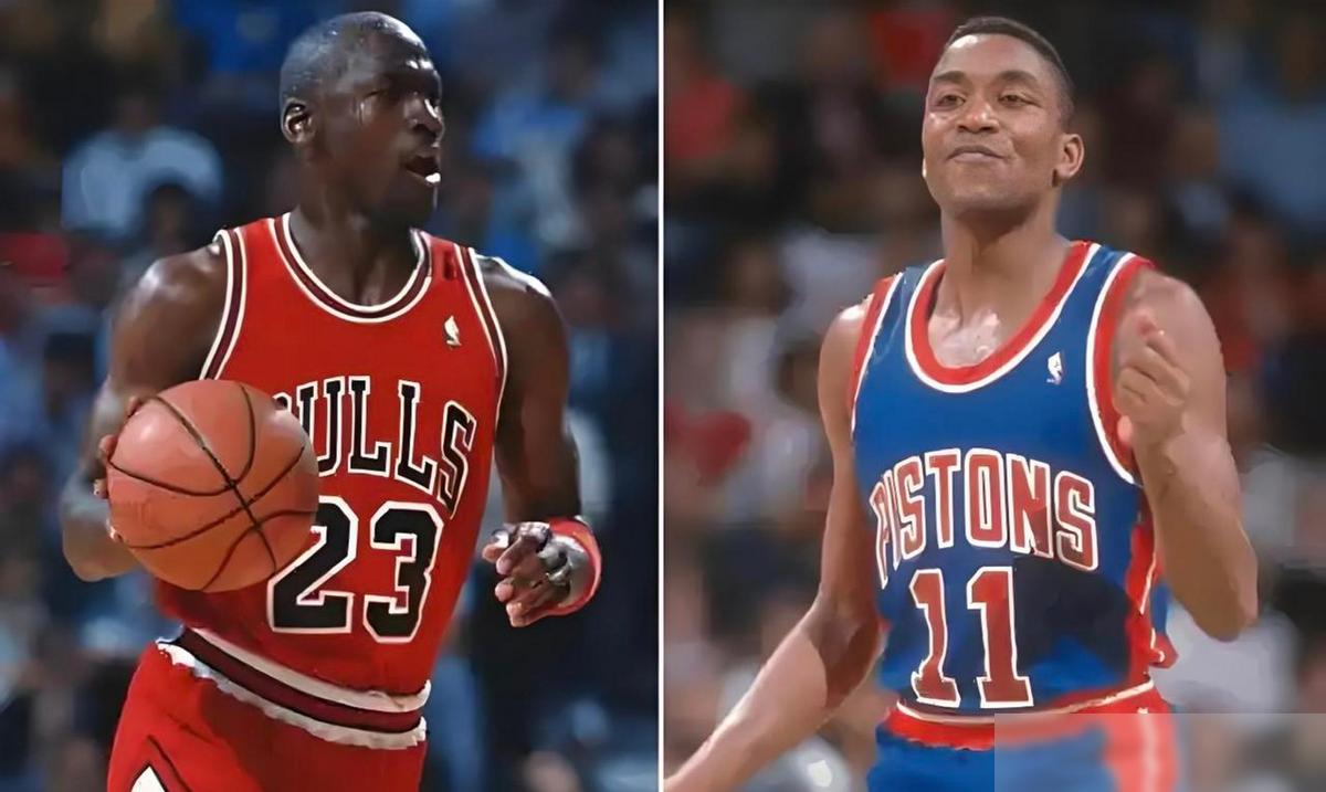 在一次采访中，“微笑刺客”托马斯评选出他心中NBA史上最伟大的10位球员，据报道
