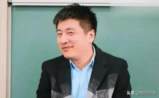 张雪峰老师因心源性猝死经全力抢救无效逝世。他的突然离世再一次将“猝死”这两次推上