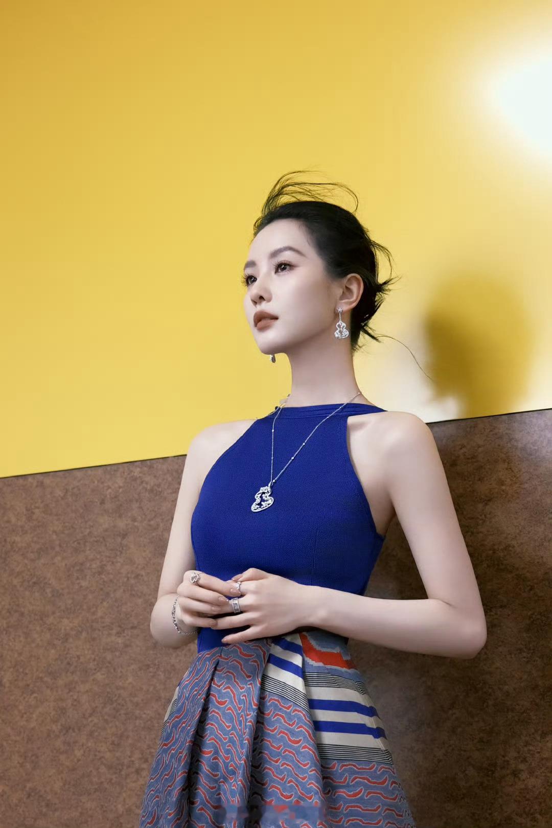 【刘诗诗】 吴奇隆妈妈 他们明明好好的 够了我说够了，知道我们诗诗姐很红了[舔屏