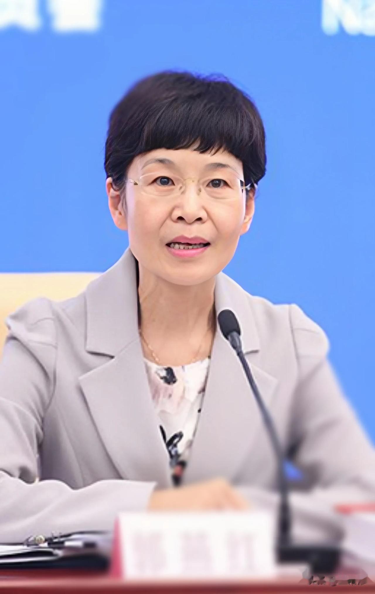 国家卫健委医疗应急司司长郭艳红，日前就医疗反腐工作提出建议，她表示:

当前的医