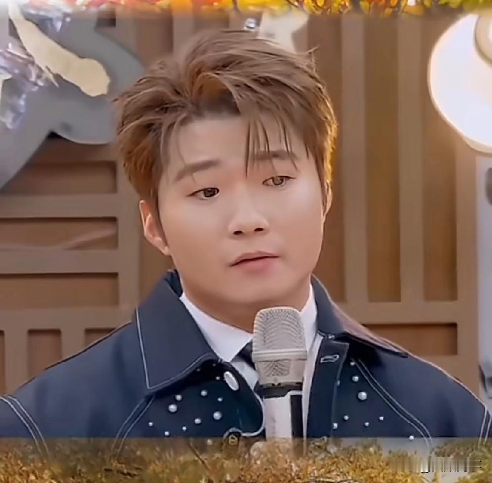 白小白直播卖货浙江卫视都知道！小白讲述参加浙江卫视的节目，评委点评刻意扎心，就挑