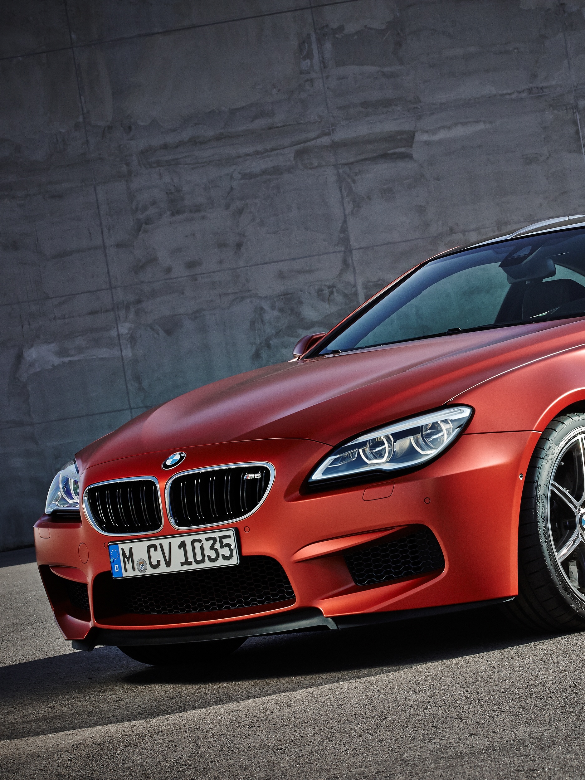 2011年，6系正式进入F世代，有四门Gran Coupe（F06）、双门Cou