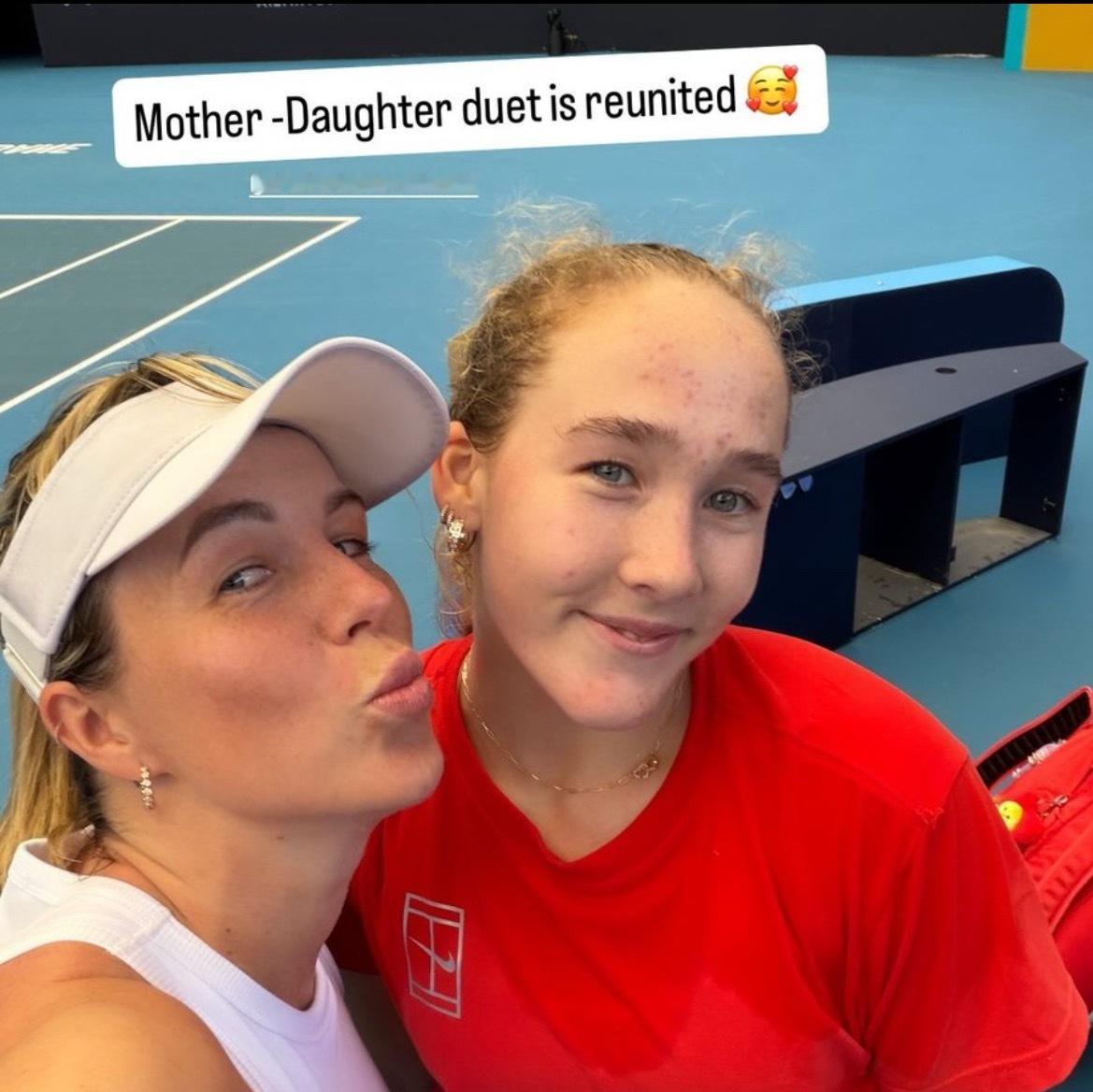 网球talking大会 “母女二重唱重聚🥰 ”阿纳斯塔西娅·帕夫柳琴科娃和米拉