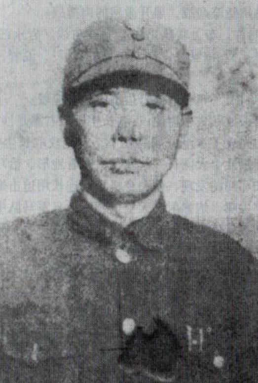 1955年，74军副军长余程万遇害，女儿整理遗物翻出日记：此生最该感谢张恨水，他