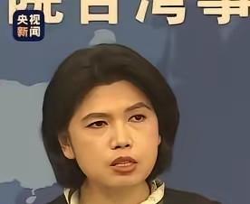 厦门的打桩机一旦开动，就不会因为台北办公室的拍桌声而停止。海风已经把178米高主