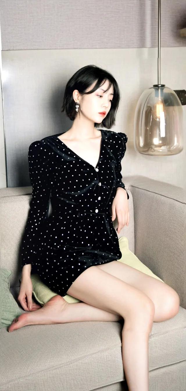 李溪芮：优雅黑裙，复古风，时尚穿搭，气质满满气质黑裙 黑裙穿搭 每日晒出最美照片