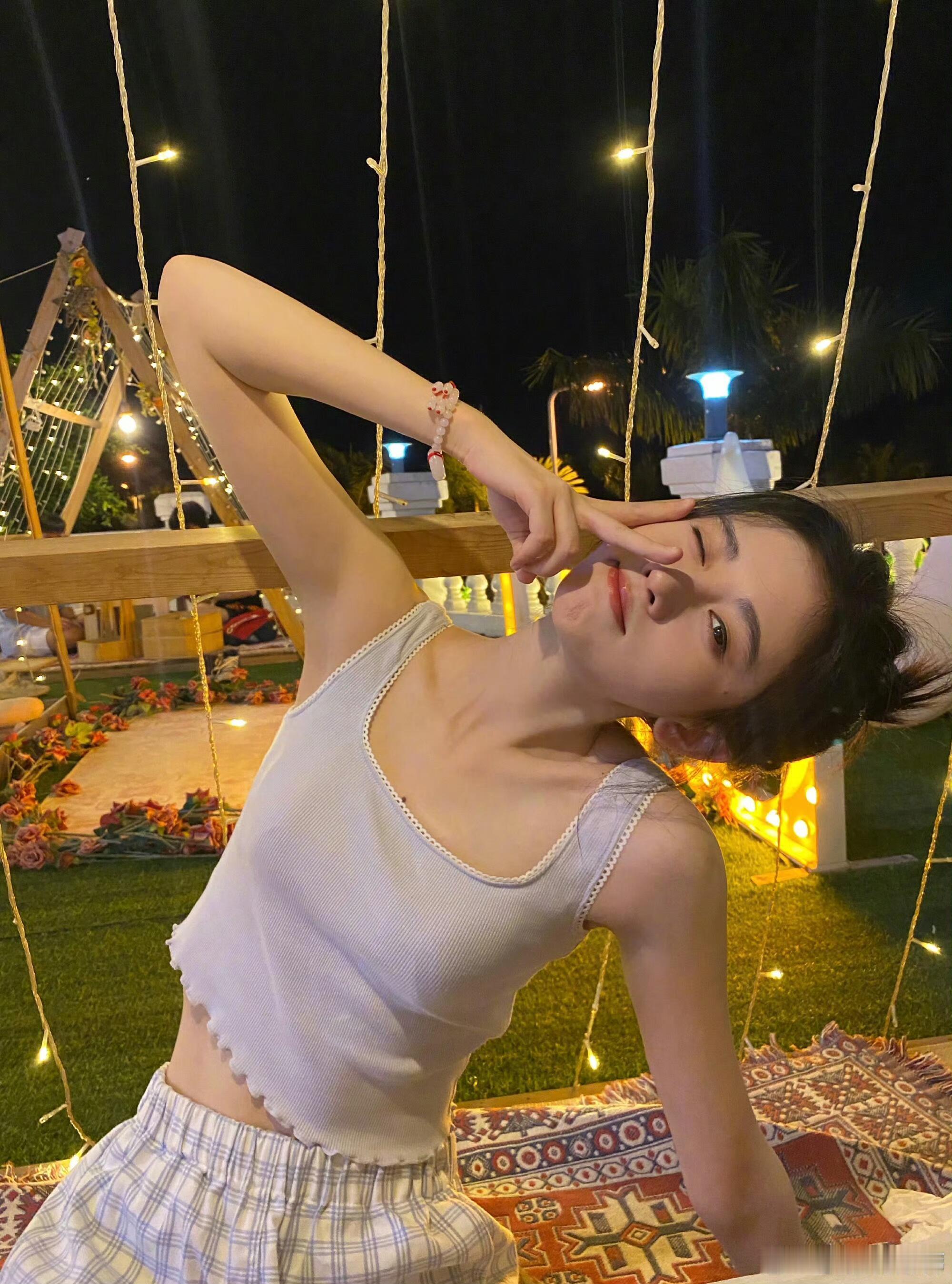 鞠婧祎[超话] jjy鞠婧祎魏枝jjy鞠婧祎花戎“敬你恣意蔓生的野心敬你永无止尽