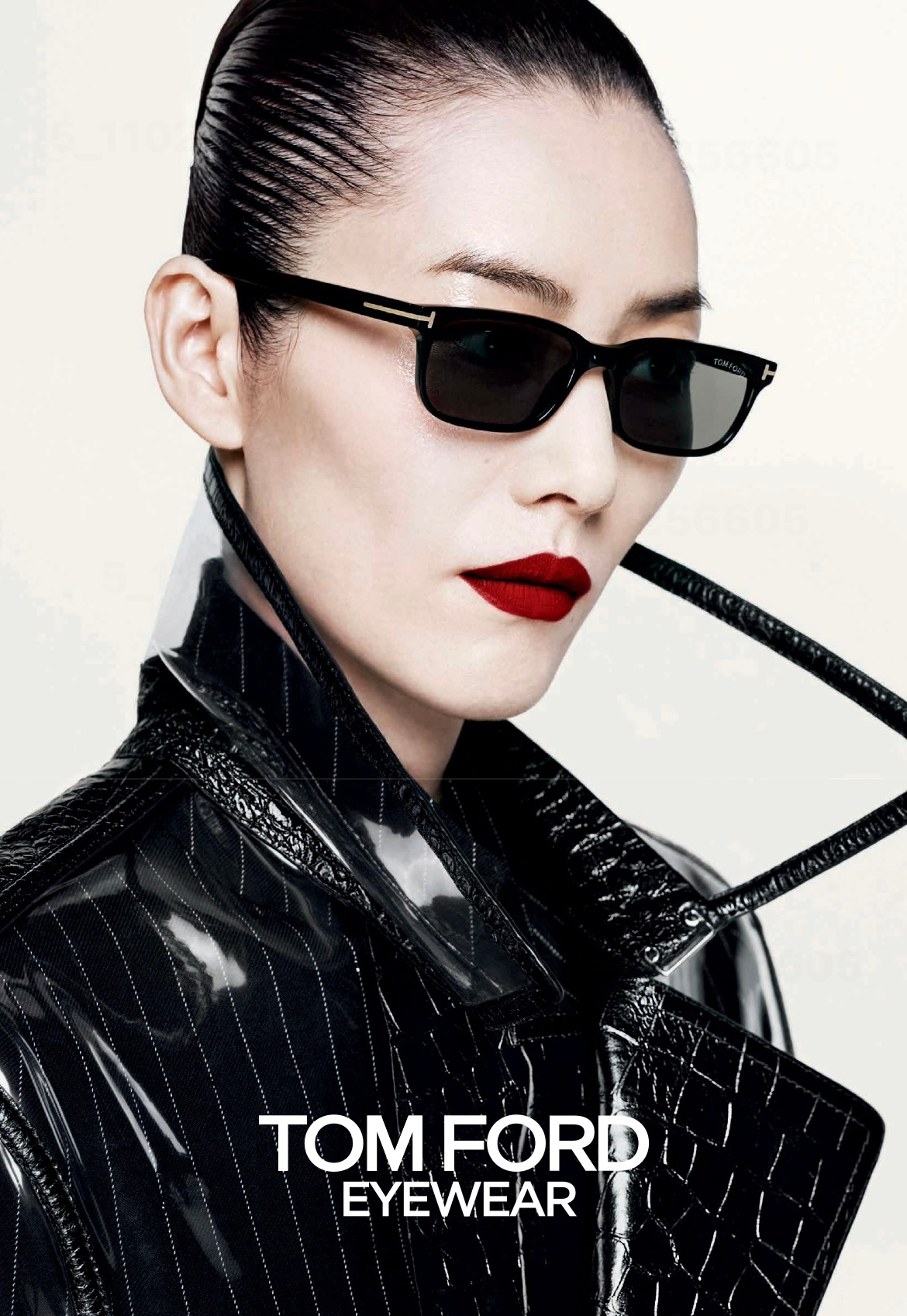 刘雯[超话] for TOM FORD Eyewear新图，请连庄10086季好