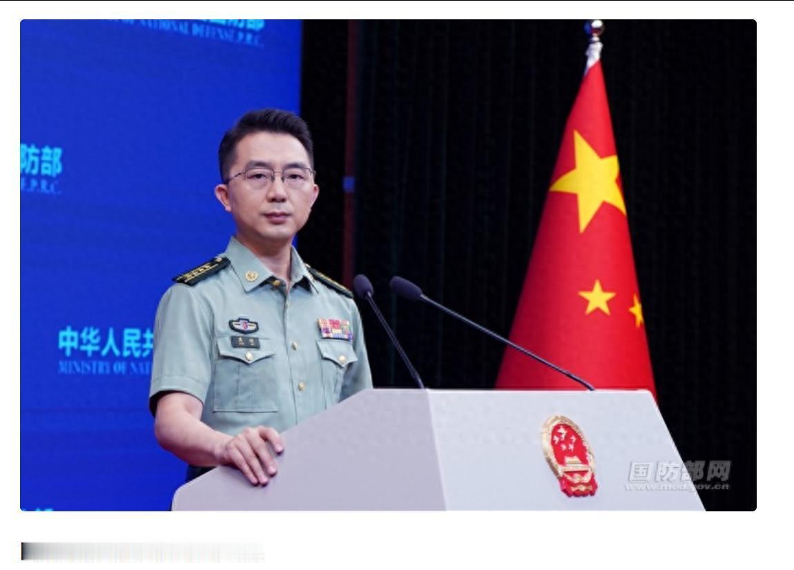 面对最近美国炒作中国在军事人工智能领域和美国对抗，我国外交部门在发布会上进行了驳