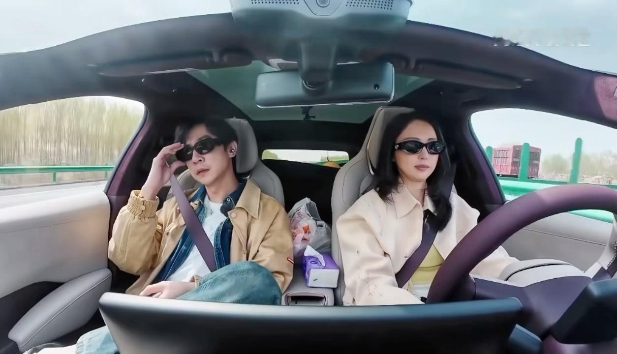 张维伊玩金表梗和耳机梗张维伊回应付款慢的原因 这都脱敏成啥样了[笑cry] ​​