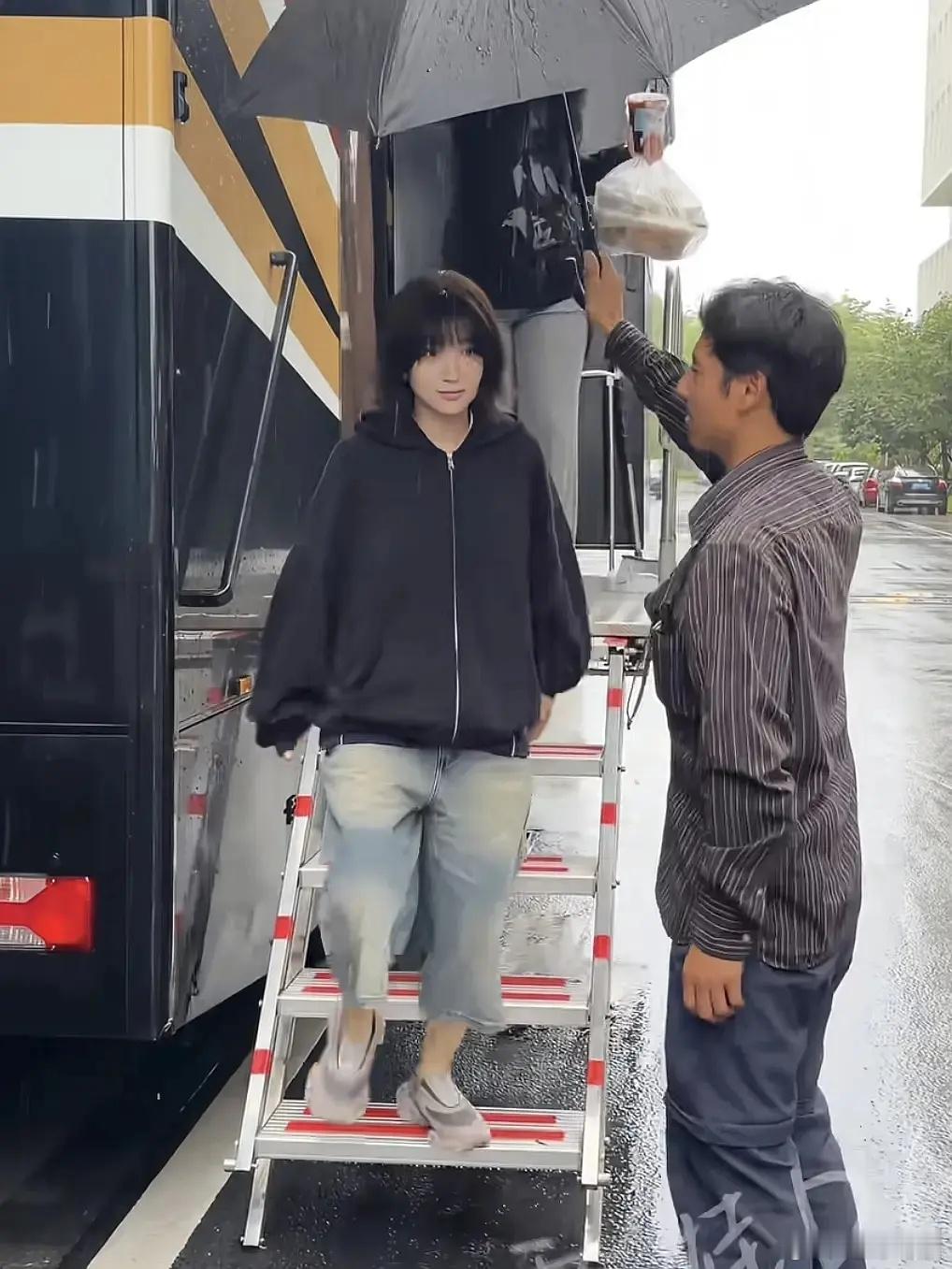 代露娃咋成这样了 