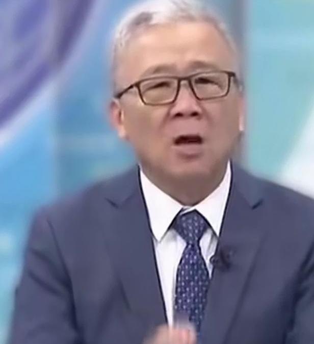 [浮云]台湾退役将领栗正杰：如果要我在“亲美”跟“亲中”两者之间做一个选择的话，