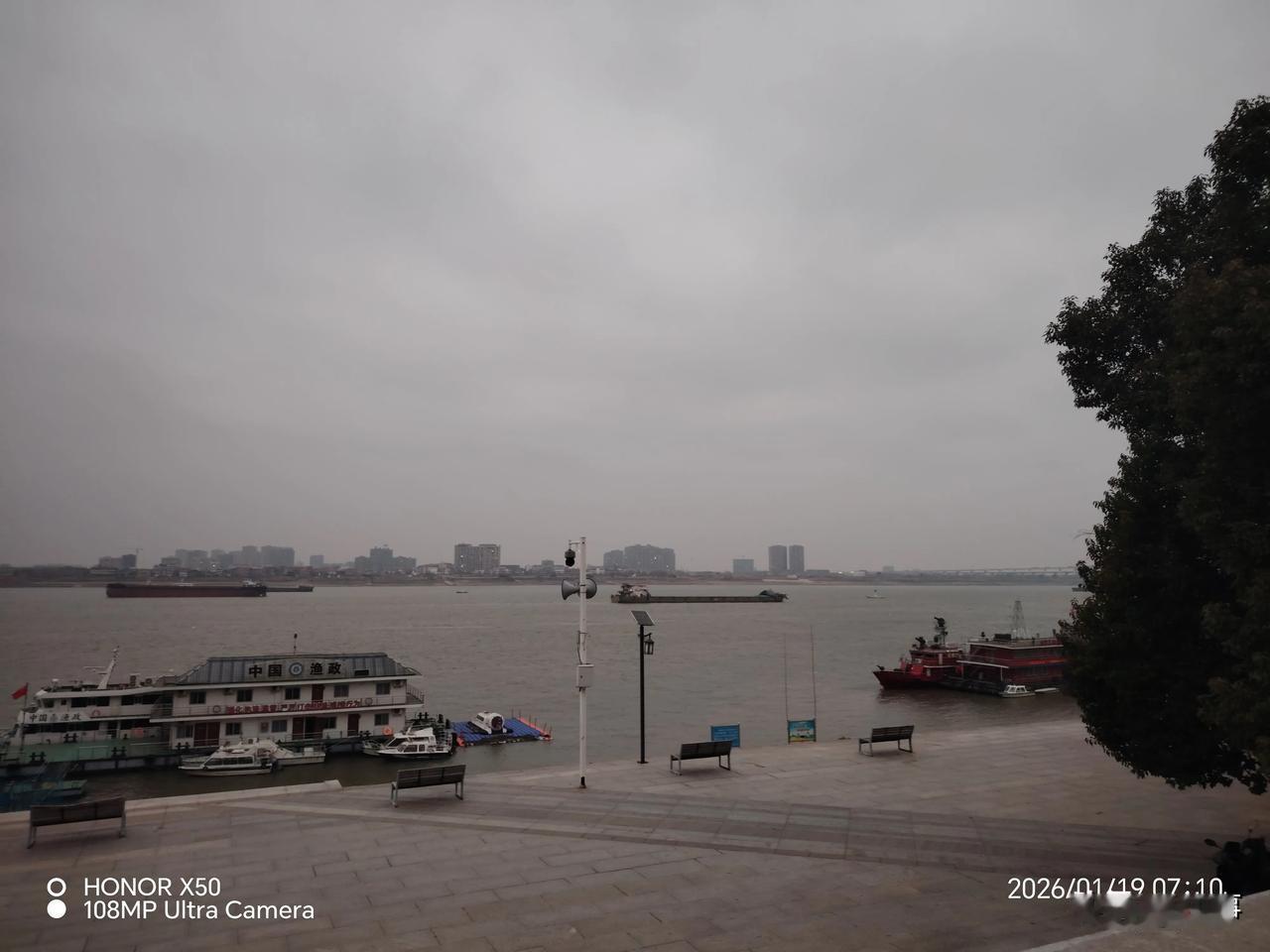 你认为年味越来越淡的原因是什么年味越来越淡原因是生活水平提高了