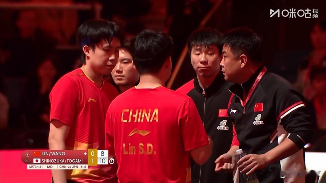 今天排兵布阵：国乒有 3 大失误！第一个失误，不应该让莎头打混双，而应该是动漫组