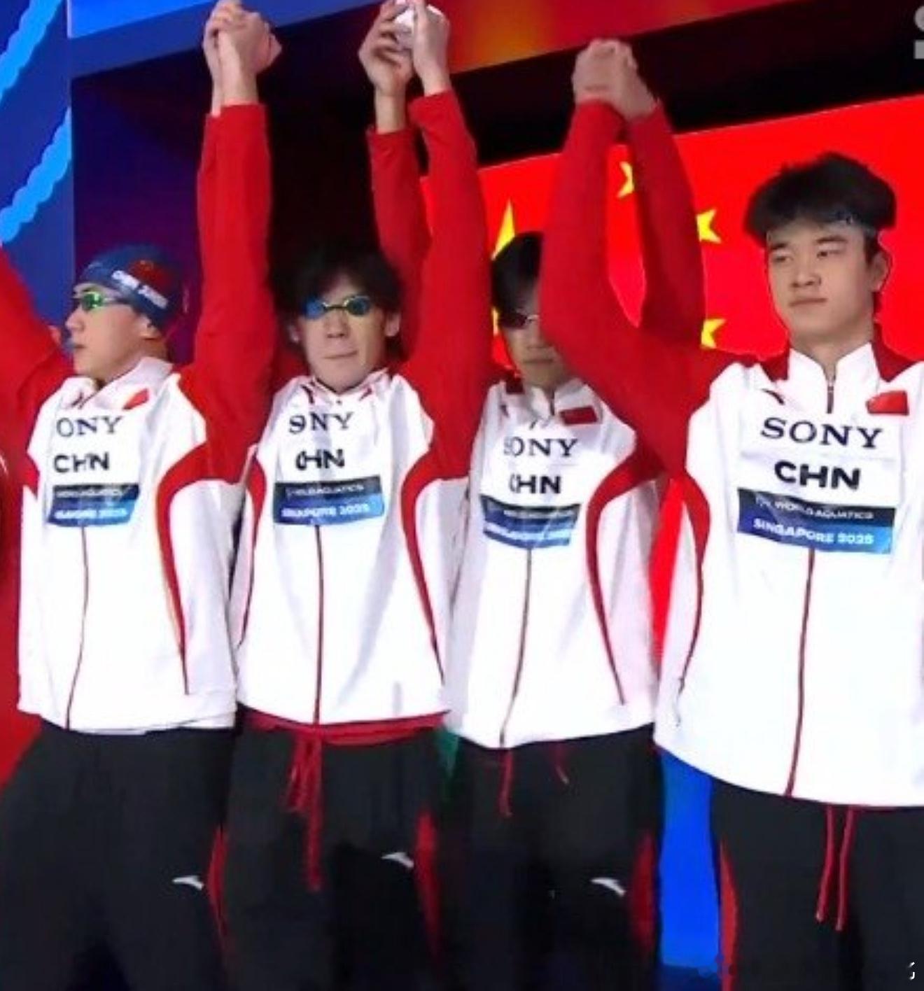 中国队男子4x100自接力第五潘展乐完全带不动[流汗] ​​​