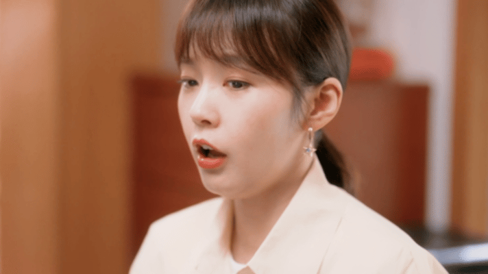 #张佳宁卡鱼刺不像演的#这段表演真的很让人身临其境的感觉，心也不自觉的揪在一起，